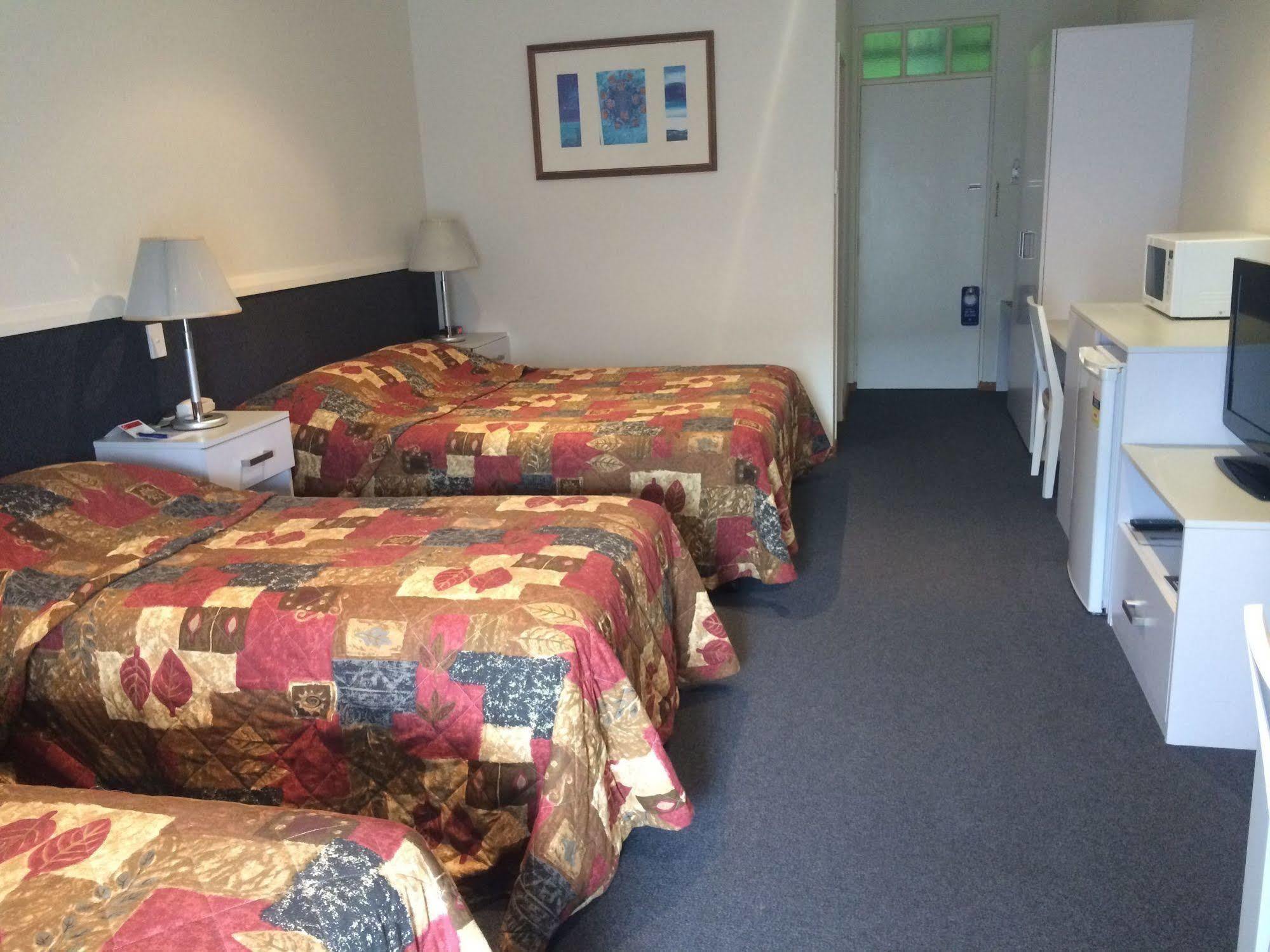 Dunsborough Central Motel Exterior photo